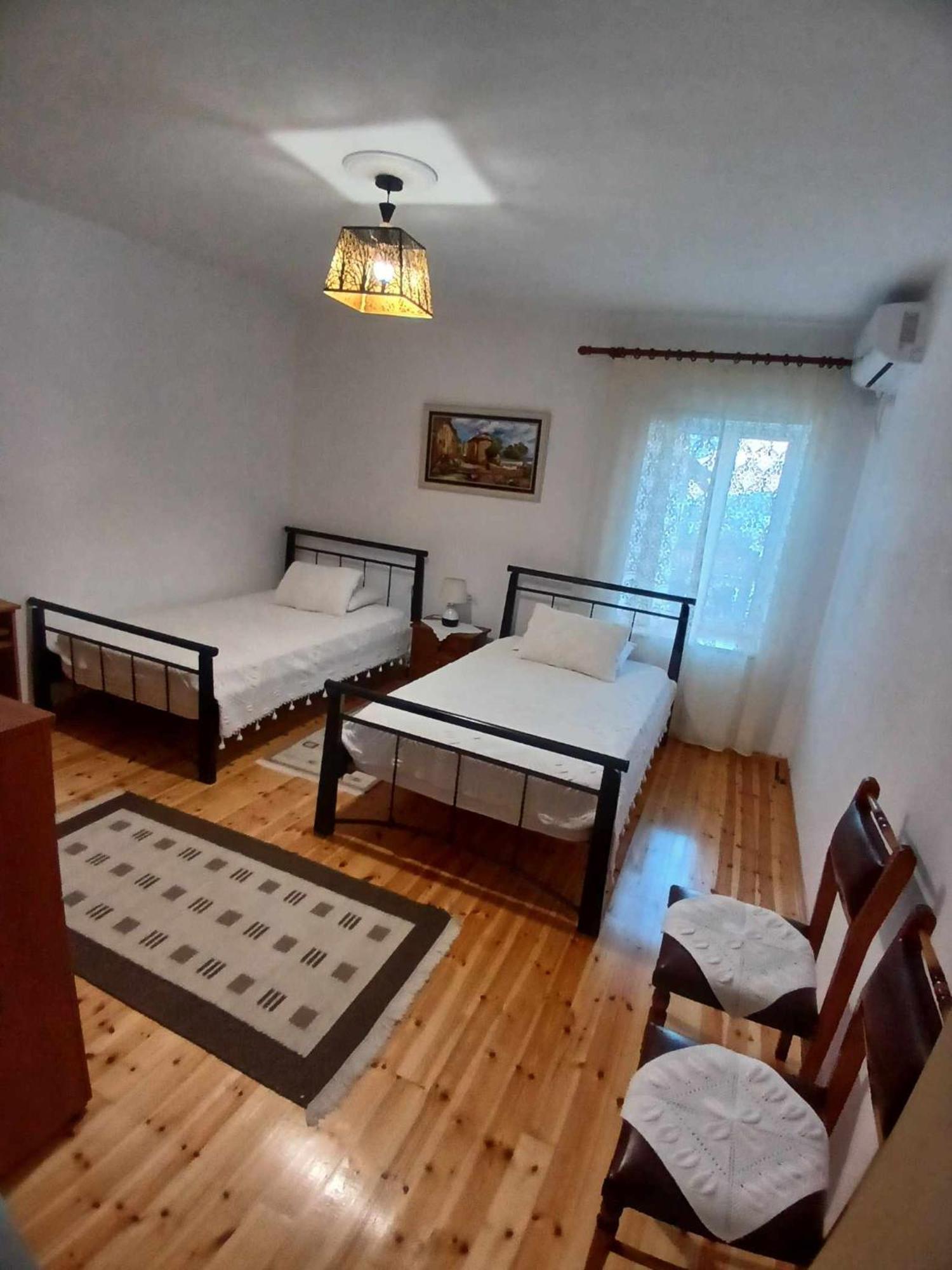 Eniguesthouse Gjirokaster Luaran gambar