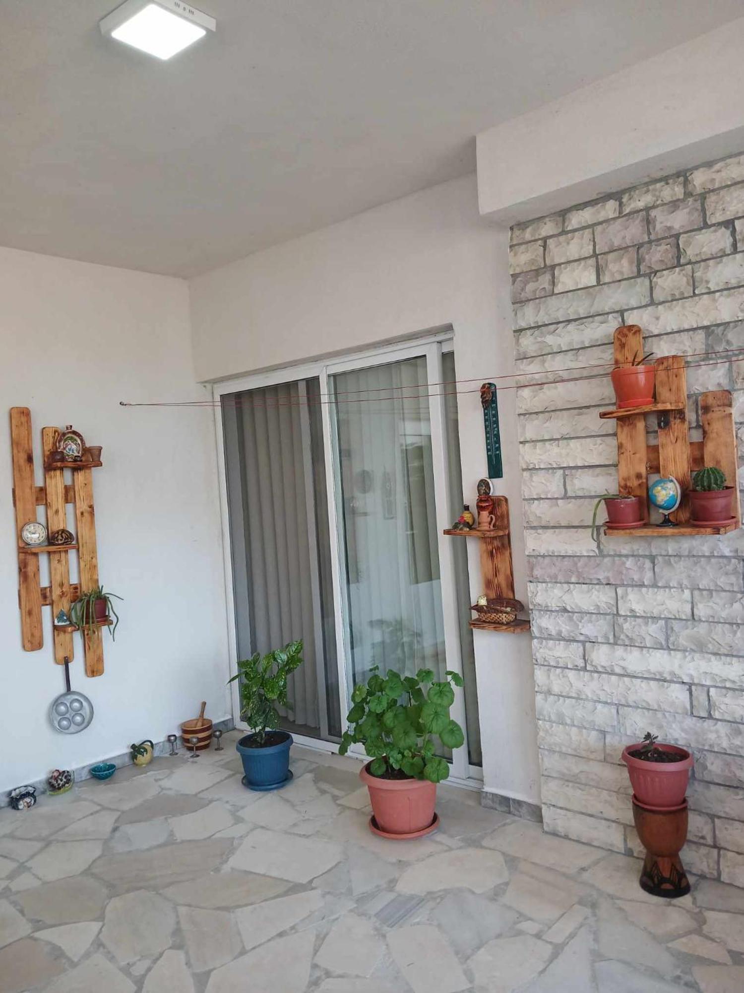 Eniguesthouse Gjirokaster Luaran gambar